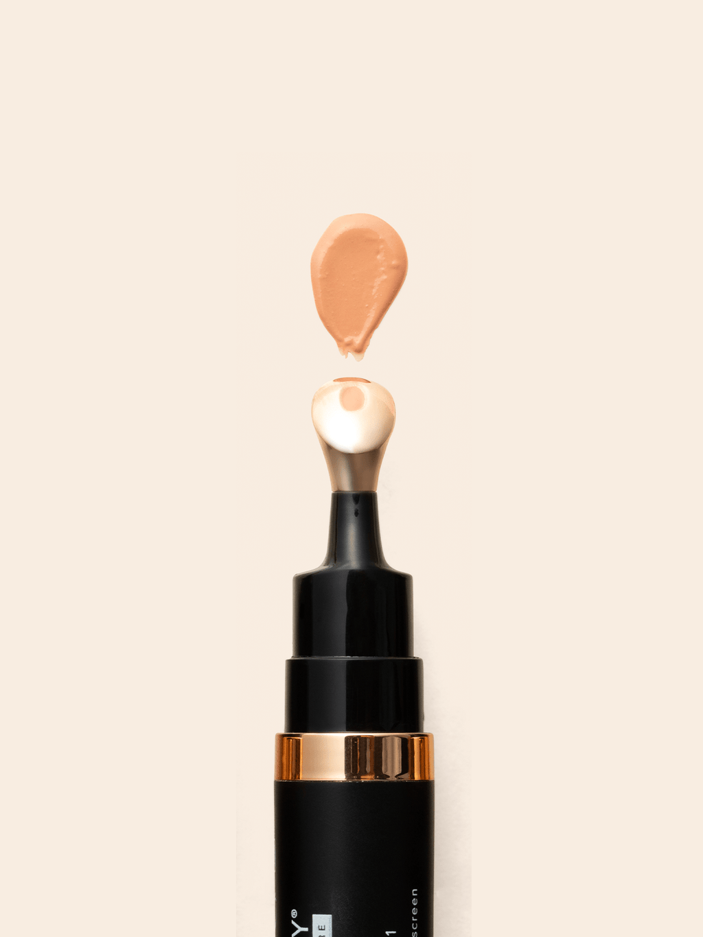 Luminous Eye Corrector® SPF 41 - Tan
